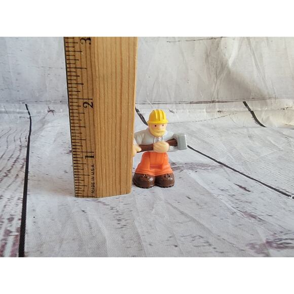 Fisher Price GEOTRAX Replacement Construction Figure - Picture 5 of 5